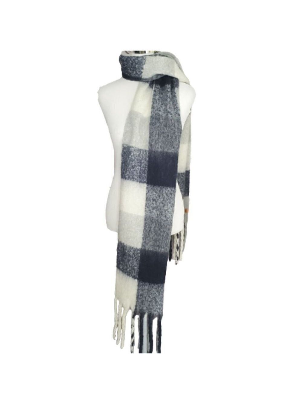 FRYE & Co. Black White Checked Fringe Warm Fuzzy Soft Cozy Knit Scarf 80 x 27 - Picture 3 of 6